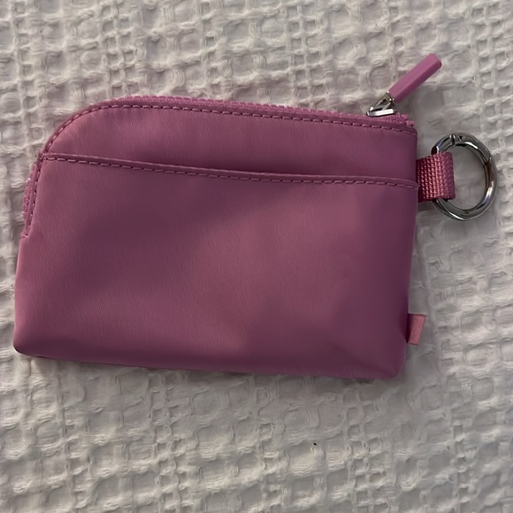 ✌🏼Dahlia Mauve Lululemon Clippable Card Pouch!✌🏼 - Picture 5 of 7